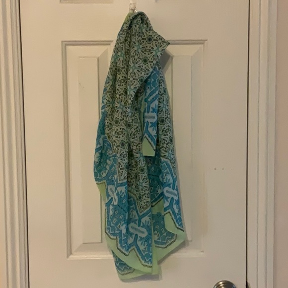 🧣 CHICO’S PRINT SCARF 🧣 - Picture 11 of 16